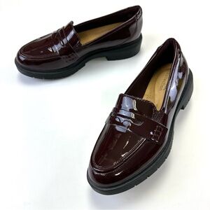 Clarks Westlynn Ayla loafer burgundy Size 7.5
